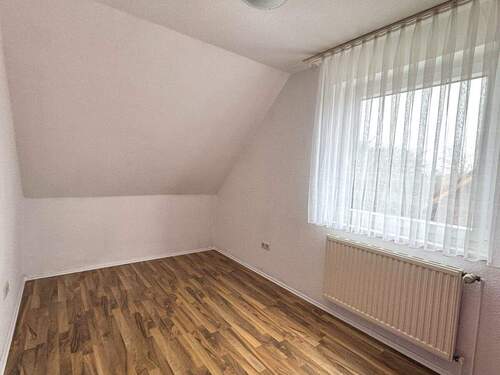 Büro - Etagenwohnung mit 78,00 m&sup2; in Edewecht zur Miete