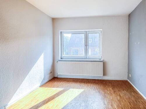 Zmmer 2 - 3 Zimmer Etagenwohnung in Hamburg