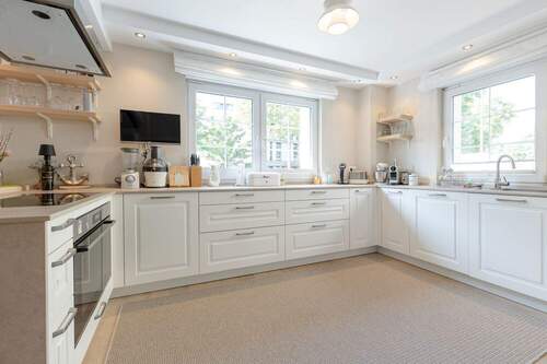 Küche EG - 9 Zimmer Mehrfamilienhaus, Wohnhaus in Frankfurt am Main