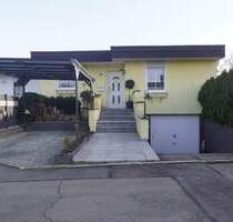 Moderner Bungalow mit Wohlfühlfaktor - Ruhige Lage und großzügiges Grundstück in Gaisbeuren