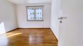 Zimmer I - 4 Zimmer Etagenwohnung in Frankfurt am Main