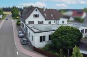 Außenansicht - Vielseitiges Wohn- und Geschäftshaus in Alpirsbach-Peterzell - Arbeiten, Wohnen, Vermieten