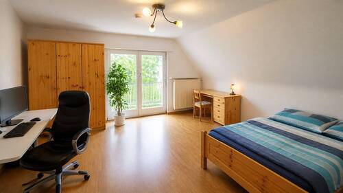 Zimmer 2 OG - 