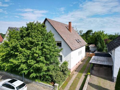 Straßenansicht - 6 Zimmer Einfamilienhaus zum Kaufen in Stutensee / Blankenloch