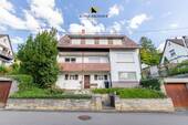 Außenaufnahme - *Renovierungsbedürftiges Zweifamilienhaus mit großem Grundstück und Garagen in Malmsheim zu kaufen*