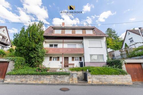 Außenaufnahme - *Renovierungsbedürftiges Zweifamilienhaus mit großem Grundstück und Garagen in Malmsheim zu kaufen*