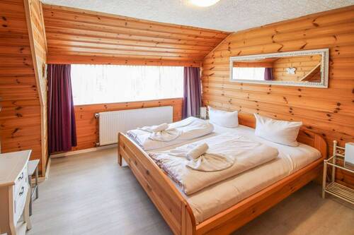 Schlafzimmer FEWO 2 - 