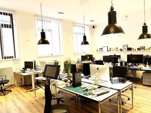 Büro/Saal - 