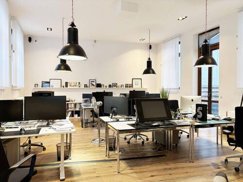 Büro/Saal - 