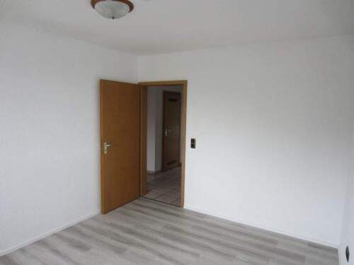 IMMER NOCH DAS SCHLAFZIMMER - 