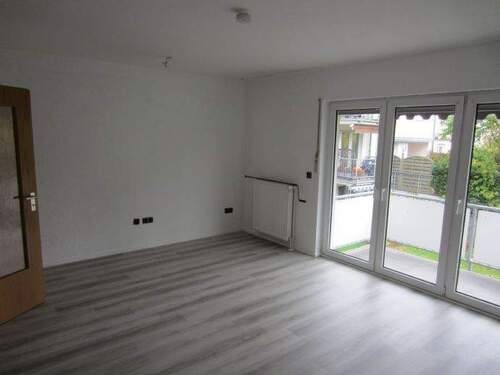 IMMER NOCH DAS WOHNZIMMER - 