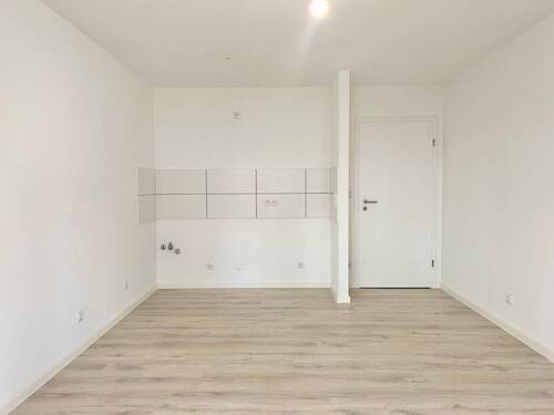 Wohn- und Kochbereich - Terrassenwohnung mit 28,00 m² in Fürth zur Miete