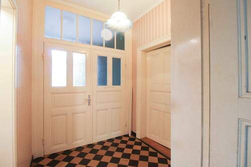 Eingangsbereich - 6 Zimmer Einfamilienhaus zum Kaufen in Schwabstedt