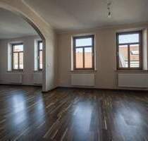 Top Investition - 50% Anteil an schönem Mietshaus in Toplage von Forchheim. Noch günstig, aber die Immobilienpreise steigen wieder!