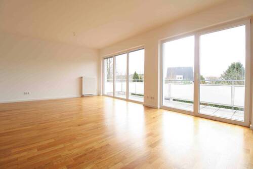 02 Wohnzimmer - 2 Zimmer Etagenwohnung zum Kaufen in Bielefeld