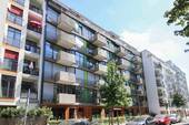 Objektansicht - Bezugsfreie Erdgeschosswohnung aus dem Jahr 2016 mit flexibler Raumaufteilung und 2 Terrassen
