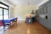 Wohnzimmer u. Küche - Etagenwohnung mit 91,00 m² in Berlin zum Kaufen