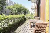 Terrasse straßenseitig - 