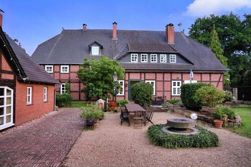 altes Herrenhaus und Kreativgarten - 1 Zimmer Hotel, Pension, Gasthof zum Kaufen in Hillerse