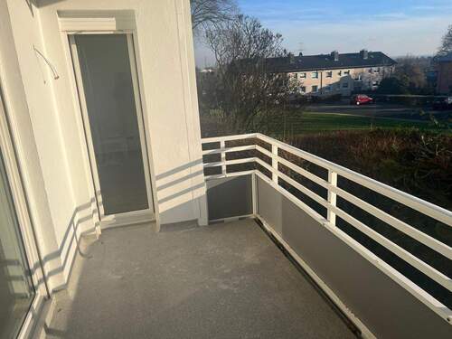 Balkonblick - Mettmann - moderne 3 Raumwohnung mit Sonnenbalkon
