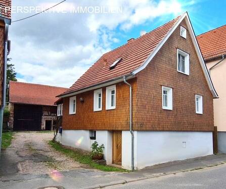 Kleines Haus - 7 Zimmer Mehrfamilienhaus, Wohnhaus in Brombachtal