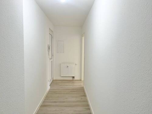 Diele - Etagenwohnung mit 75,00 m² in Fürth zur Miete