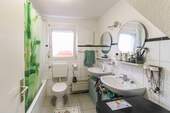 Badezimmer Hinterhaus EG - 