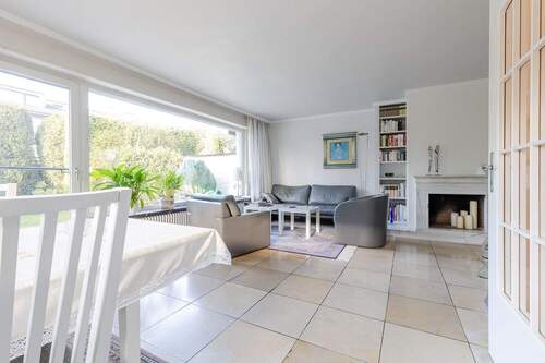 Wohn-/ Essbereich Ansicht II - 3 Zimmer Reihenendhaus in Frankfurt am Main