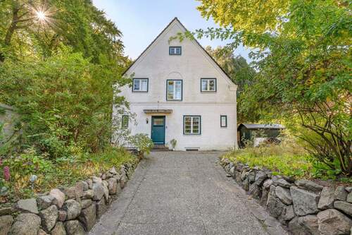 Außenansicht - 8 Zimmer Einfamilienhaus zum Kaufen in Hamburg