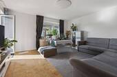 Wohnzimmer - Perfekt vernetzt und entspannt wohnen: bezugsfreie 3-Zimmer-Wohnung in Ettlingen-West