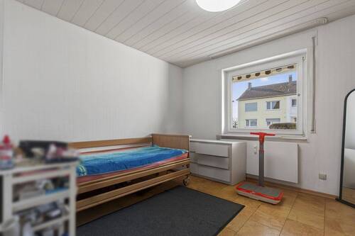 Schlafzimmer 1 - Etagenwohnung mit 72,00 m&sup2; in Ettlingen zum Kaufen