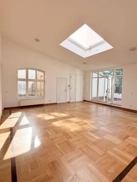 Einhangshalle - 