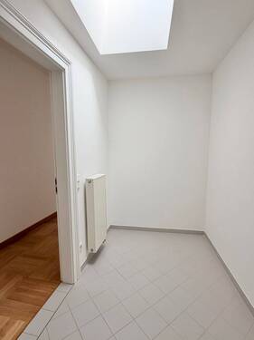 Abstellkammer - 