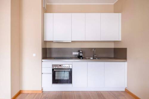 Einbauküche - Etagenwohnung mit 56,00 m² in Berlin zum Kaufen