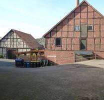 Großer Resthof mit 3 Wohnungen und 3 Nebengebäuden - Halle