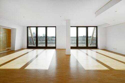 Bild 4 - Etagenwohnung mit 260,00 m² in Berlin zur Miete