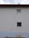 Fassade mit Riß - 