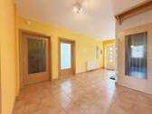 Flur - Einfamilienhaus mit 156,00 m² in Bremen zum Kaufen