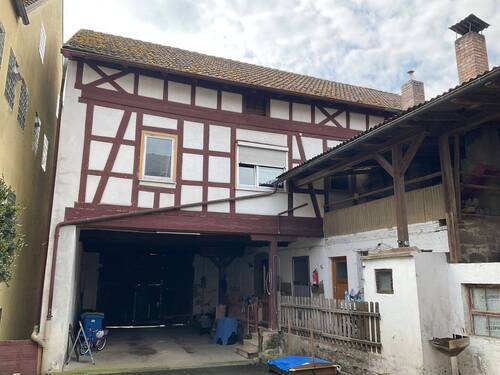 Hofansicht zum Haus - 