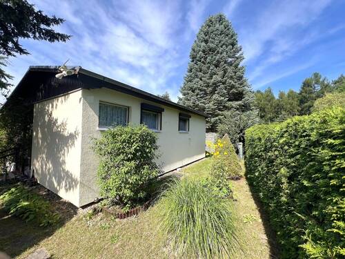vordere Ansicht des Bungalows - 