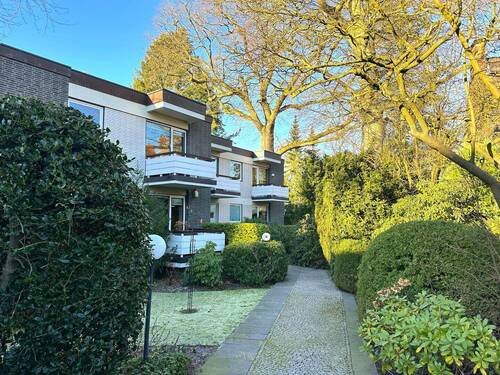 Hausansicht - 5 Zimmer Etagenwohnung zum Kaufen in Hamburg