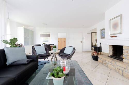 Wohnbereich Ansicht II - 2 Zimmer Etagenwohnung in Frankfurt am Main