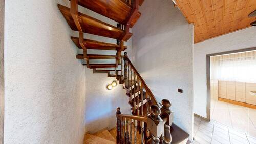 Treppe vom OG ins DG - 