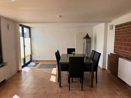 Esszimmer Hauptwohnung - 