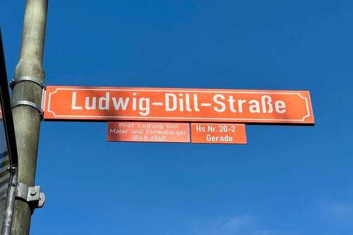 Ludwig-Dill-Straße ! - EFH mit ca. 768m² Grundstück in guter Wohnlage von Dachau - großzügige Neubebauung möglich!