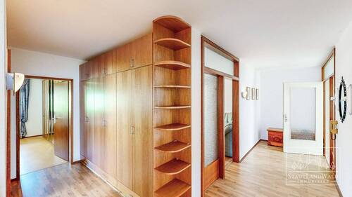 Diele_MFH_Vinningen_Hauptstr24a - 