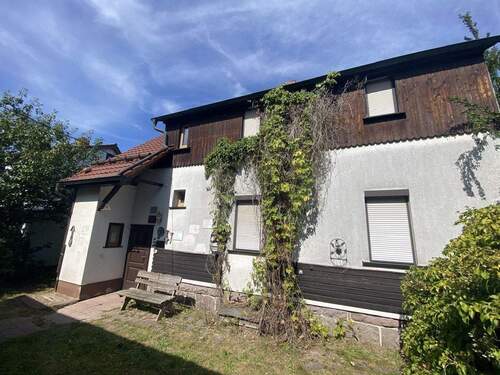 Fassade Südseite - 6 Zimmer Einfamilienhaus zum Kaufen in Tambach-Dietharz