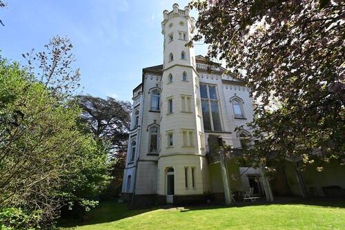 Außenansicht - 6 Zimmer Etagenwohnung in Essen