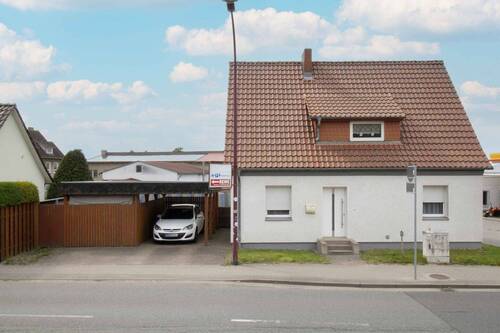 Carport - Einfamilienhaus mit 118,00 m&sup2; in Bergen auf Rügen zum Kaufen