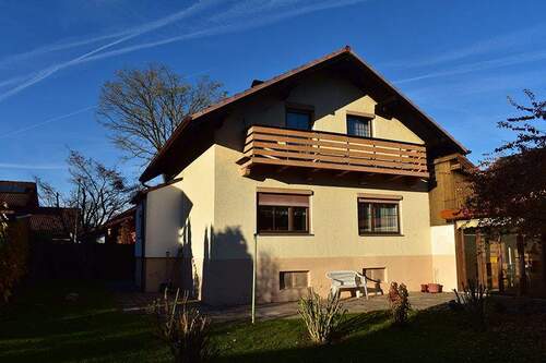 Hausansicht - BAUGRUNDSTÜCK mit ALTBESTAND in Rosenheim-Kastenau - Platz für 2 Einfamilienhäuser